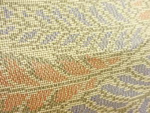 アンティーク　羊歯模様織り出し本場大島紬着物